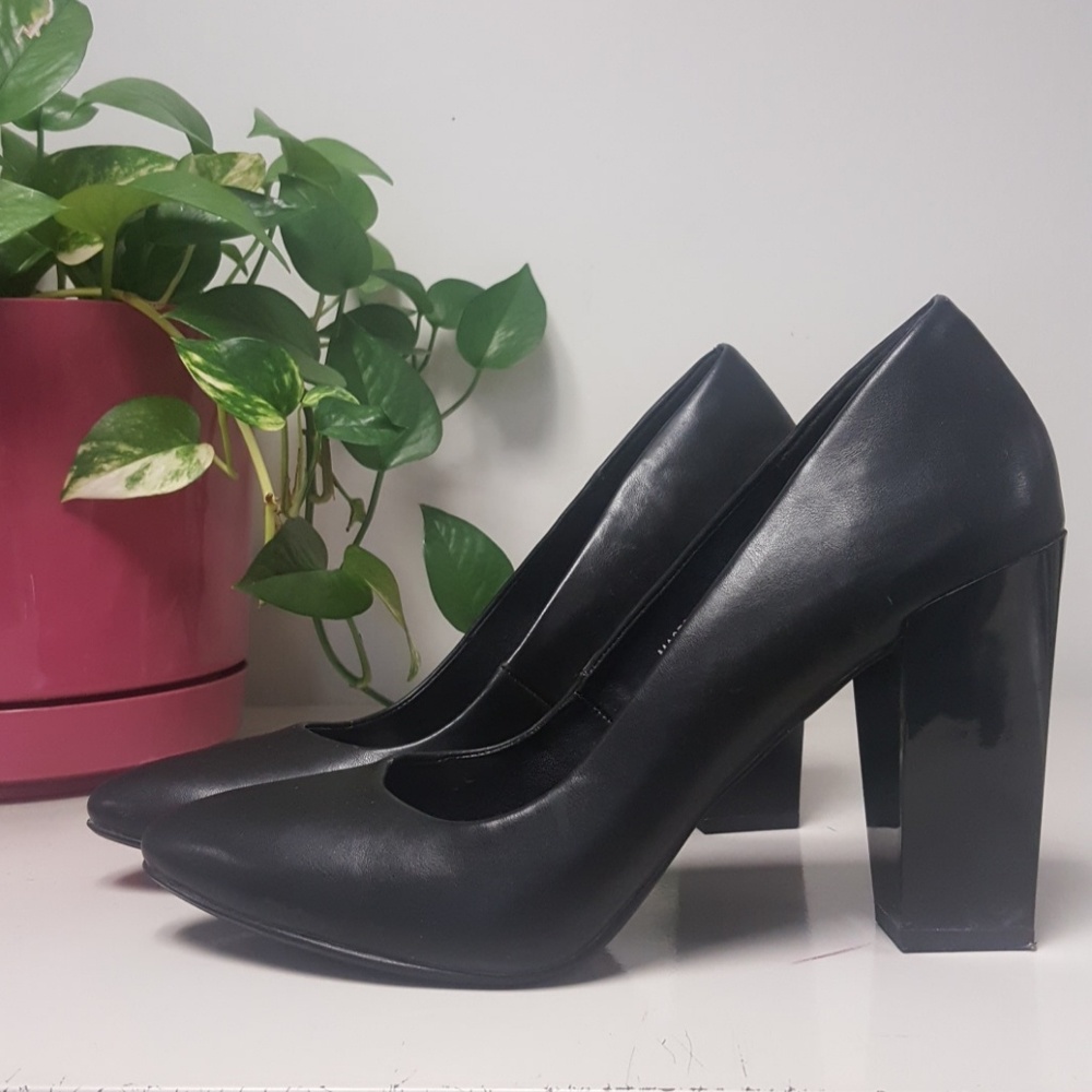Stunning Block-Heel Leather Pumps
